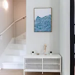 Newly Renovated Large Family Apartment, Parking, Sauna, Balcony *