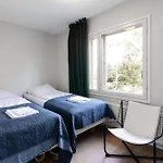 Newly Renovated Large Family Apartment, Parking, Sauna, Balcony