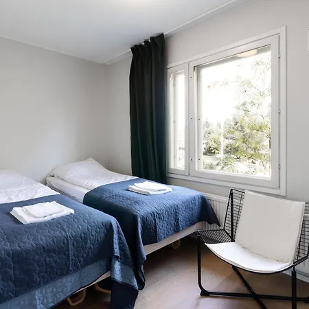 Newly Renovated Large Family Apartment, Parking, Sauna, Balcony